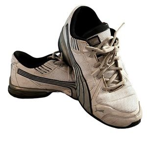 Puma tennis shoes